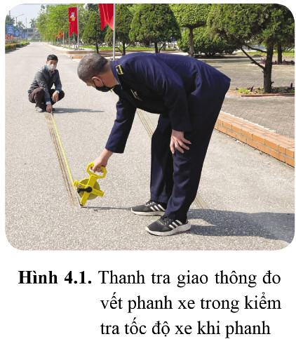 Vật Lí 10 Cánh Diều Bài 4: Chuyển động biến đổi